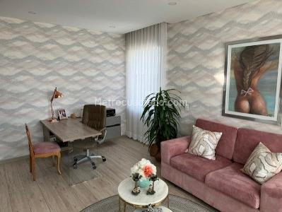 Apartamento en venta en Chico San Patricio, Bogotá · foto 9 de 19