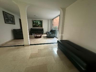 Apartamento de 4 alcobas en venta en Chico Norte Iii, Bogotá, 215 m² · foto 8 de 17