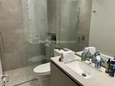 Apartamento de 4 alcobas en venta en Chico Reservado, Bogotá, 240 m² · foto 5 de 14