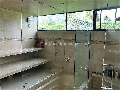 Casa de 4 alcobas en venta en Na, Chía, 410 m² · foto 9 de 20