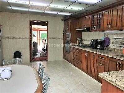 Casa de 4 alcobas en venta en Na, Chía, 410 m² · foto 12 de 20