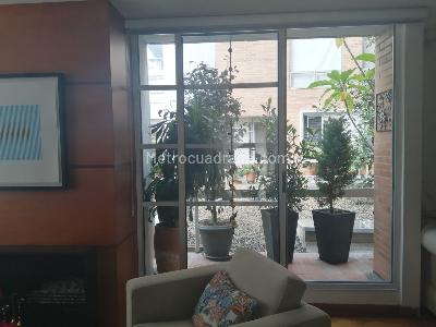 Apartamento de 3 alcobas en venta en Chico Reservado, Bogotá, 165 m² · foto 13 de 19