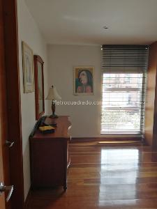 Apartamento de 3 alcobas en venta en Chico Reservado, Bogotá, 165 m² · foto 7 de 19