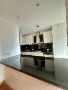 Apartamento de 2 alcobas en venta en Chico Norte Ii, Bogotá, 118 m² · foto 4 de 10