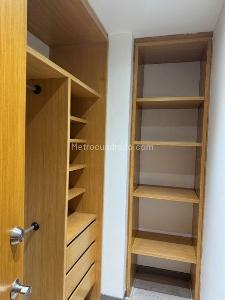Apartamento en venta en Las Rosales, Bogotá · foto 7 de 12