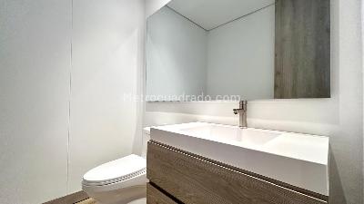 Apartamento de 3 alcobas en venta en Chico San Patricio, Bogotá, 92 m² · foto 11 de 18