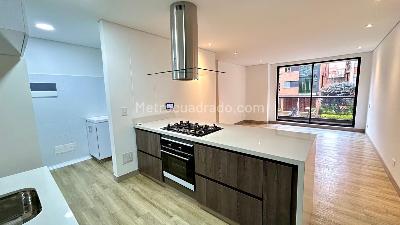 Apartamento de 3 alcobas en venta en Chico San Patricio, Bogotá, 92 m² · foto 7 de 18