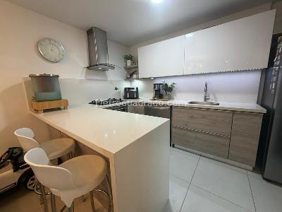 Apartamento de 3 alcobas en venta en Prado Alto, Envigado, 116 m² · foto 9 de 20