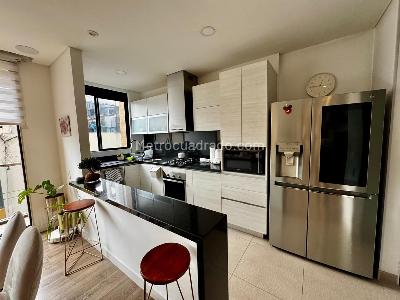Apartamento en venta en Chico Norte, Bogotá · foto 11 de 13