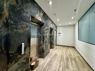 Apartamento en venta en Chico Norte, Bogotá · foto 2 de 13
