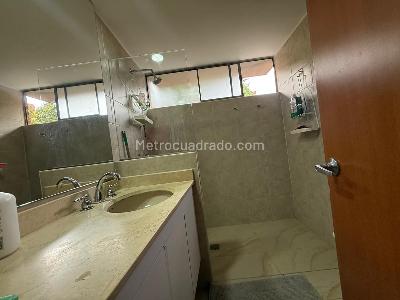 Casa en venta en Colina Campestre, Bogotá · foto 8 de 18