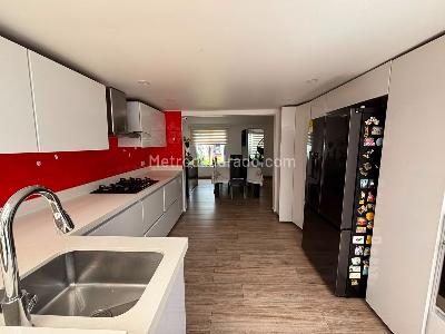 Casa de 3 alcobas en venta en Recreo De Los Frailes Batan, Bogotá, 240 m² · foto 11 de 15