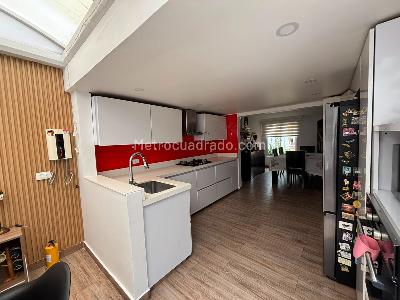 Casa de 3 alcobas en venta en Recreo De Los Frailes Batan, Bogotá, 240 m² · foto 6 de 15