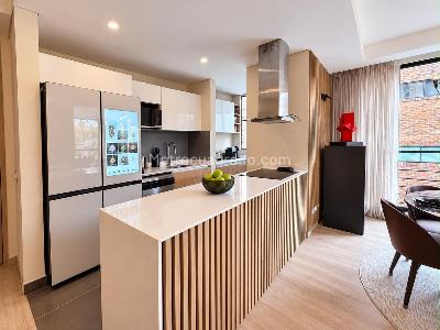 Apartamento de 2 alcobas en venta en Chico Norte Chico, Bogotá, 112 m² · foto 4 de 14