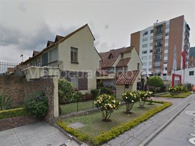 Casa en venta en Caobos Salazar, Bogotá · foto 3 de 18