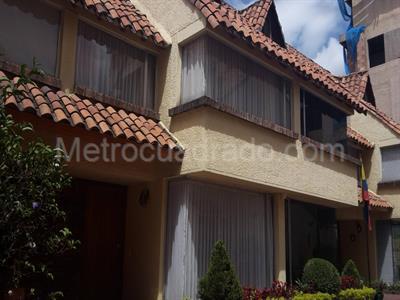 Casa en venta en Caobos Salazar, Bogotá · foto 4 de 18