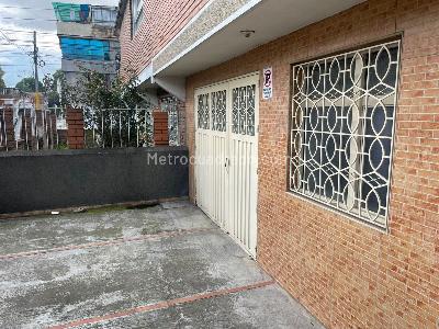 Casa en venta en Fontibon, Bogotá · foto 5 de 8