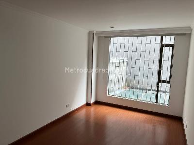 Apartamento de 3 alcobas en venta en El Batán, Bogotá, 110 m² · foto 4 de 15