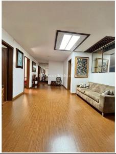 Apartamento en venta en Cerca A Unicentro, Bogotá · foto 8 de 17