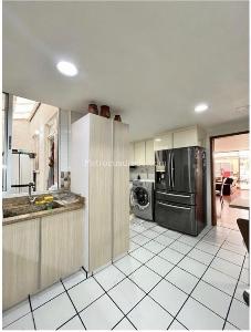 Apartamento en venta en Cerca A Unicentro, Bogotá · foto 11 de 17