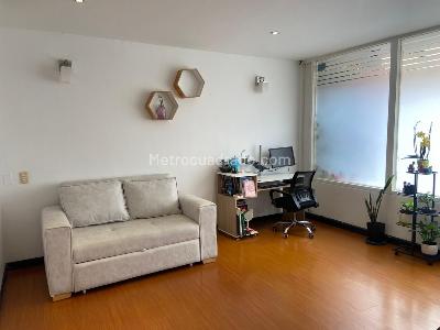 Casa de 5 alcobas en venta en Pasadena, Bogotá, 300 m² · foto 6 de 10