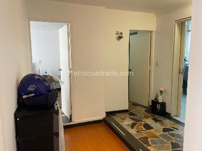 Casa de 5 alcobas en venta en Pasadena, Bogotá, 300 m² · foto 7 de 10