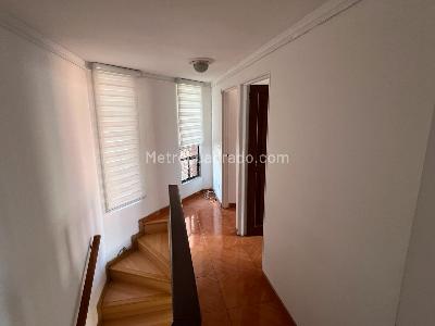 Apartamento en venta en Santa Barbara, Bogotá · foto 9 de 20