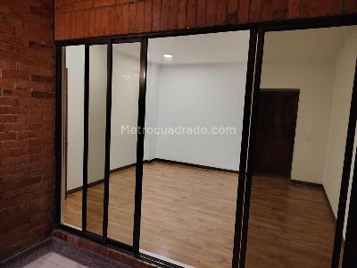 Apartaestudio en venta en Chapinero Quinta Camacho, Bogotá, 55 m² · foto 19 de 20