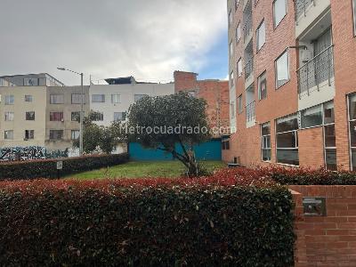 Apartaestudio en venta en San Antonio Norte, Bogotá, 40 m² · foto 14 de 20