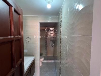 Apartamento de 3 alcobas en arriendo en Santa Barbara Occidental, Bogotá, 99 m² · foto 13 de 19