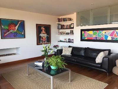 Apartamento de 3 alcobas en venta en Chico, Bogotá, 216 m² · foto 11 de 12