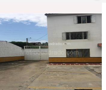 Casa de 5 alcobas en venta en Siete De Agosto, Neiva, 407 m² · foto 17 de 18