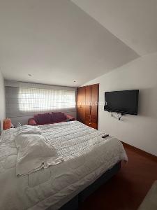 Casa de 5 alcobas en venta en Cerros Niza Norte, Bogotá, 380 m² · foto 4 de 17
