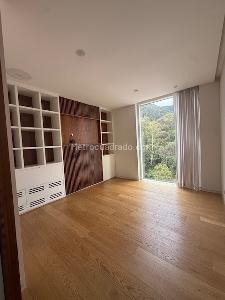 Apartamento de 3 alcobas en venta en Museo Del Chico, Bogotá, 260 m² · foto 12 de 19