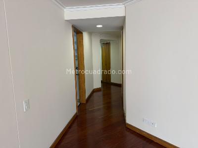 Apartamento en venta en Chico Cabrera, Bogotá · foto 17 de 20