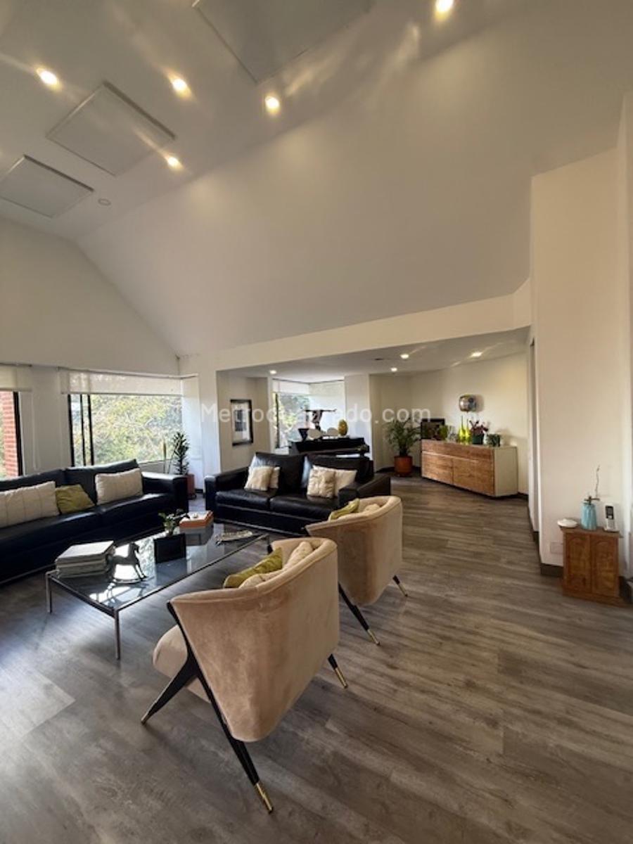 Apartamento de 3 habitaciones en venta en Bosque de Pinos, Bogotá — imagen 1 de 20