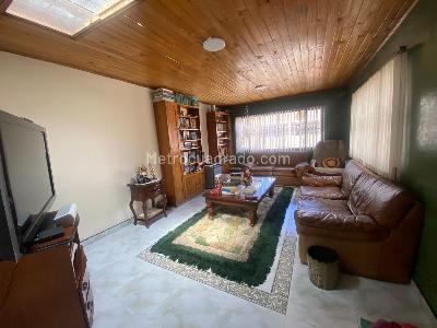 Casa en venta en La Esmeralda, Bogotá · foto 15 de 20