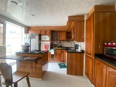 Casa en venta en La Esmeralda, Bogotá · foto 8 de 20