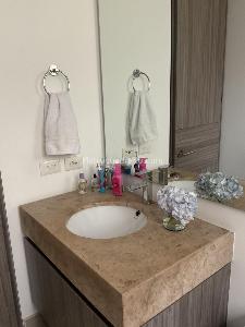 Apartamento de 3 alcobas en venta en Chico, Bogotá, 130 m² · foto 7 de 20