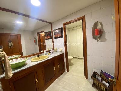 Apartamento de 5 alcobas en venta en El Refugio Chico, Bogotá, 453 m² · foto 13 de 20