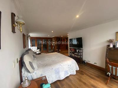 Apartamento de 5 alcobas en venta en El Refugio Chico, Bogotá, 453 m² · foto 11 de 20