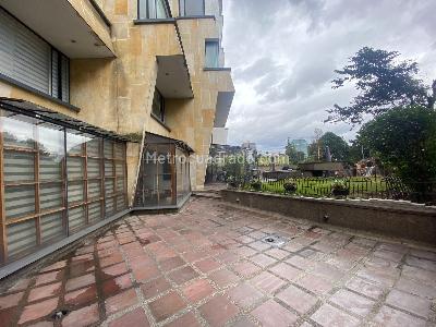 Apartamento de 5 alcobas en venta en El Refugio Chico, Bogotá, 453 m² · foto 19 de 20