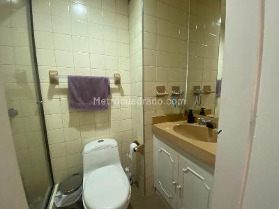 Apartamento de 2 alcobas en venta en Chico, Bogotá, 81 m² · foto 15 de 20