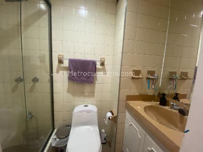 Apartamento de 2 alcobas en venta en Chico, Bogotá, 81 m² · foto 16 de 20