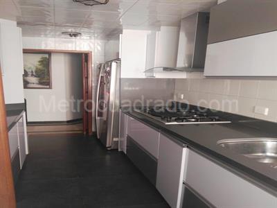 Apartamento de 3 alcobas en venta en Santa Bibiana, Bogotá, 143 m² · foto 18 de 18