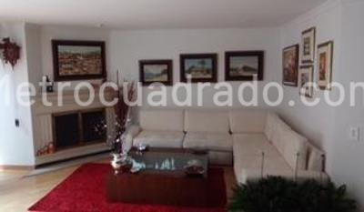 Apartamento de 3 alcobas en venta en Colina Santa Paula, Bogotá, 184 m² · foto 15 de 15