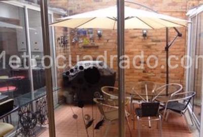 Apartamento de 3 alcobas en venta en Colina Santa Paula, Bogotá, 184 m² · foto 8 de 15