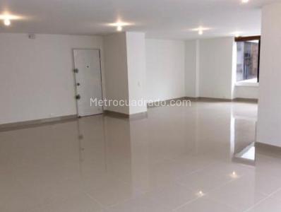 Oficina en Arriendo, chico alto, Bogotá D.C.