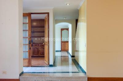 Casa de 3 alcobas en venta en Bosque De Pinos, Bogotá, 265 m² · foto 10 de 20