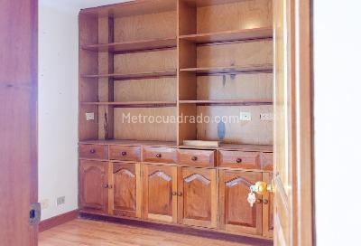 Casa de 3 alcobas en venta en Bosque De Pinos, Bogotá, 265 m² · foto 11 de 20